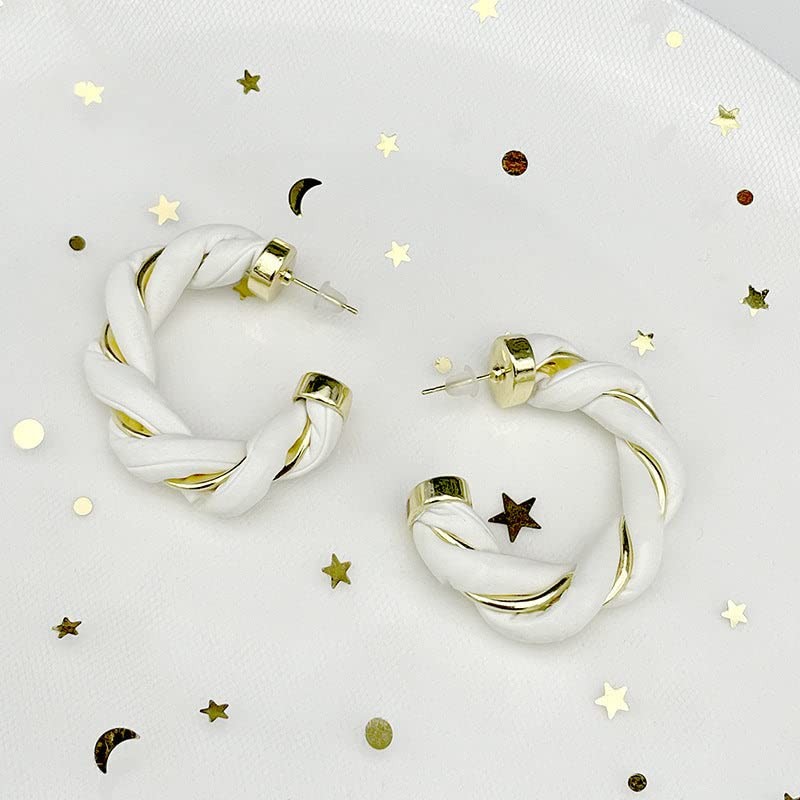여성을 위한 트위스트 인조 가죽 귀걸이 | 40mm 직경 | 18k 금도금의 청키한 나선형 디자인 | 모든 상황에 적합한 다양한 주얼리 액세서리 | 선물 파우치 포함
