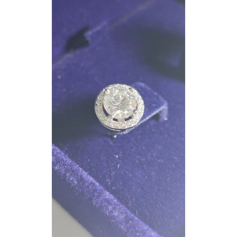 Glamrce Moissanite Halo 라운드 귀걸이 스터드, 2-4 CTTW(1캐럿 6.5mm*2, 2캐럿 8mm*2)18K 화이트 골드 도금, 아이디얼 컷 D 컬러 VVSI, 연구소 제작 다이아몬드, 인증서 및 선물 포장