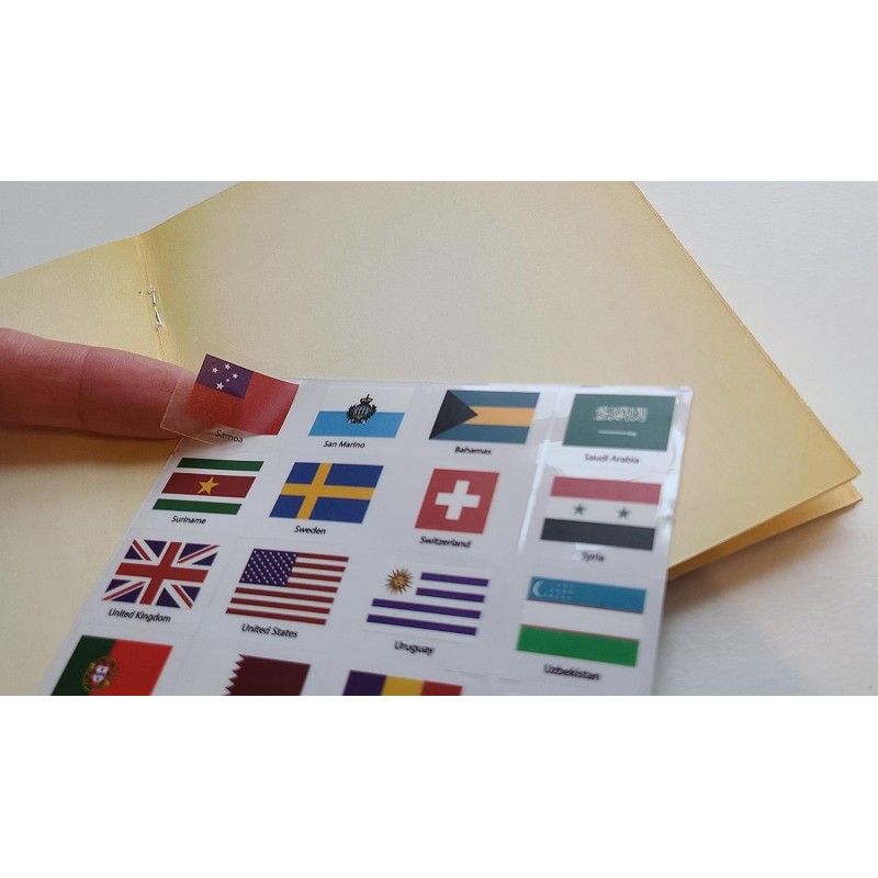 여권 - 어린이를 위한 작은 여권 - 여행 스크랩북 - 여행 스티커 세계 플래그로 설정