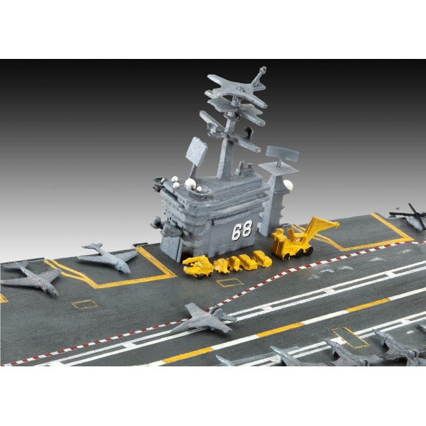 Revell 05814 - 모델 키트 - U.S.S. 1:1200 스케일의 니미츠(CVN-68)