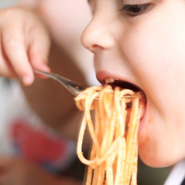 Farberware Bakeware Springform 베이킹 팬, 원형 논스틱 치즈케이크 팬 - 9인치, 회색