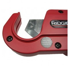 RIDGID 26821 플라스틱 파이프용 모델 1435N 래칫 커터; 6-35mm OD 용량