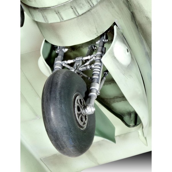 Revell 모델 키트 항공기 1:32 - 1:32 축척의 Bristol BEAUFIGHTER Mk.IF, 레벨 4, 많은 디테일이 있는 충실한 복제품, 04889