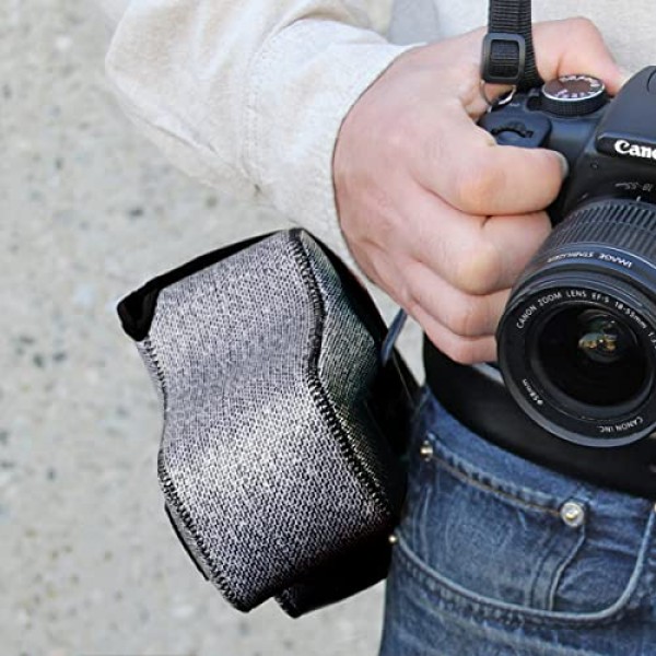 네오프렌 보호 장치, 홀스터 벨트 루프 및 액세서리 보관 기능이 있는 USA Gear DSLR 카메라 슬리브 - Canon EOS Rebel T7, 850D, 250D, R7, Nikon D3500, D5600 등과 호환 - 회색 직조 패턴