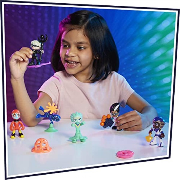 PJ Masks Ultimate Villain Collection 유치원 장난감, 3세 이상 어린이를 위한 6개의 액션 피규어와 11개의 액세서리가 포함된 그림 세트(아마존 독점)