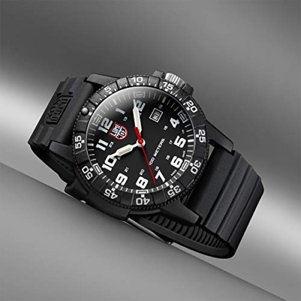 Luminox Leatherback SEA Turtle Giant Blackout 남성용 시계 44mm - 날짜 표시가 있는 블랙 다이빙 시계, 100m 방수