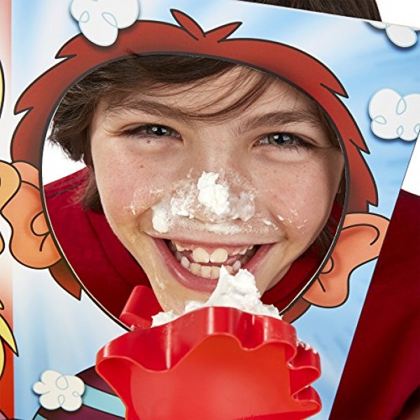 Hasbro Gaming Pie 얼굴 대결 게임