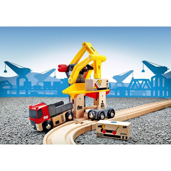 BRIO World Freight Goods Station for Kids Age 3세 이상 - 모든 BRIO 철도 열차 세트 및 액세서리 싱글과 호환 가능