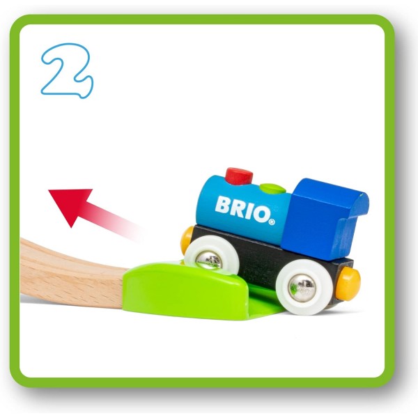 BRIO My First Railway Interactive Light Up Rainbow Train Set - 18개월 이상 유아용 장난감 - 대부분의 BRIO 철도 세트 및 액세서리와 호환 가능