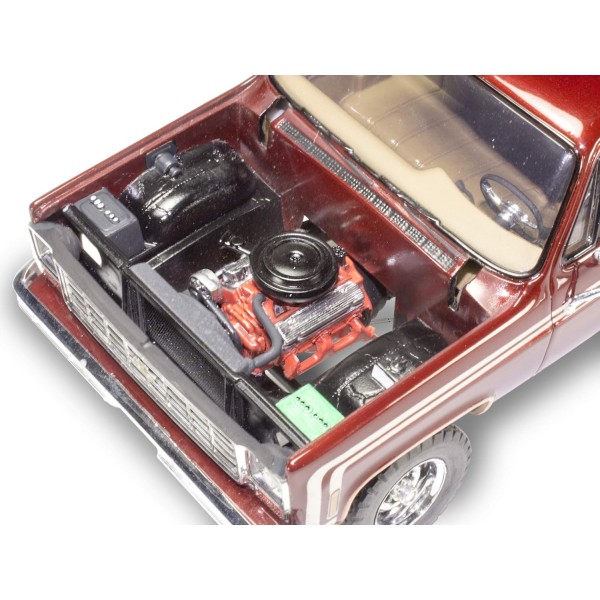 Revell 85-4486 76 Chevy Sports Stepside Pickup, 고급 사용자를 위한 오리지널 모델 키트에 충실한 자동차 모델, 1:24/20.5cm