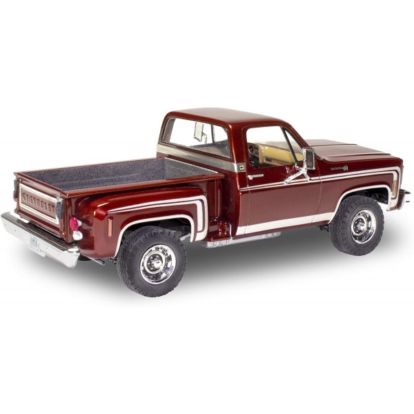 Revell 85-4486 76 Chevy Sports Stepside Pickup, 고급 사용자를 위한 오리지널 모델 키트에 충실한 자동차 모델, 1:24/20.5cm