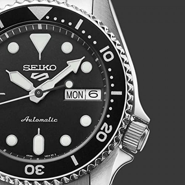 세이코 5 스포츠 SKX '미디' 38mm 블랙 | 스테인레스 스틸 팔찌 SRPK29K1