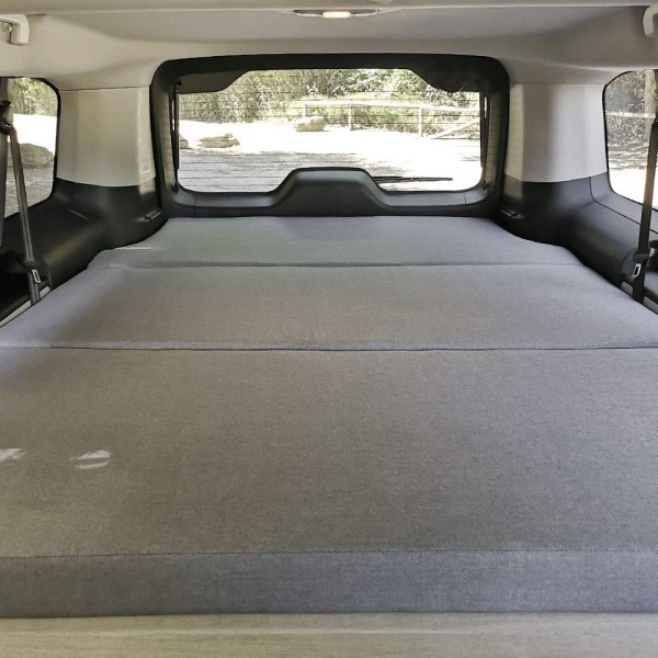 Citroën SpaceTourer, Peugeot Traveller, Toyota Proace Verso 및 Opel Zafira Live용 점탄성 캠퍼가 포함된 접이식 매트리스