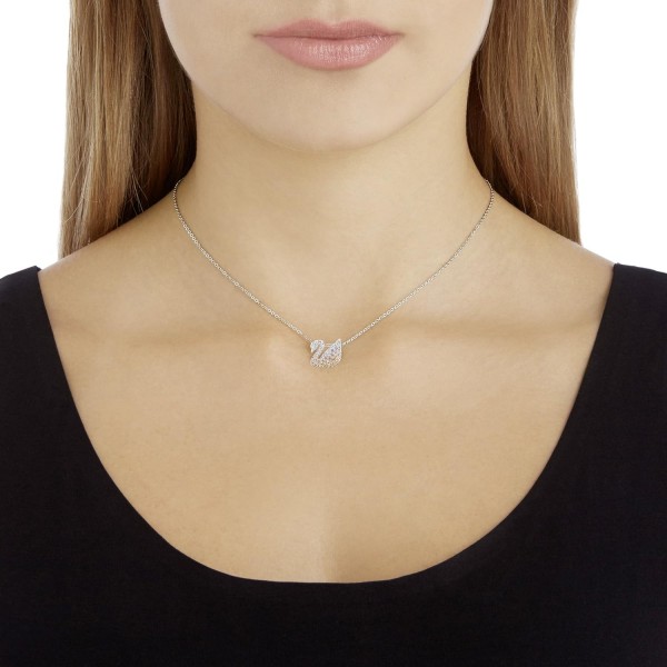 Swarovski 여성용 Iconic Swan Collection 목걸이 브라운 로듐 도금