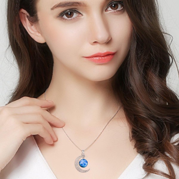 Clearine 925 Sterling Silver 12 Zodiac Constellation Crescent Pendant with Luminous Glass 동전 목걸이 04. 황소자리 (4월 20일 - 5월 20일)