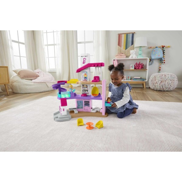 Fisher-Price HJN55 - Little People Barbie little-big dream villa, 2개의 피규어와 액세서리가 포함된 대화형 플레이 세트, 18개월 이상의 어린이를 위한 다양한 소리와 다양한 색상의 