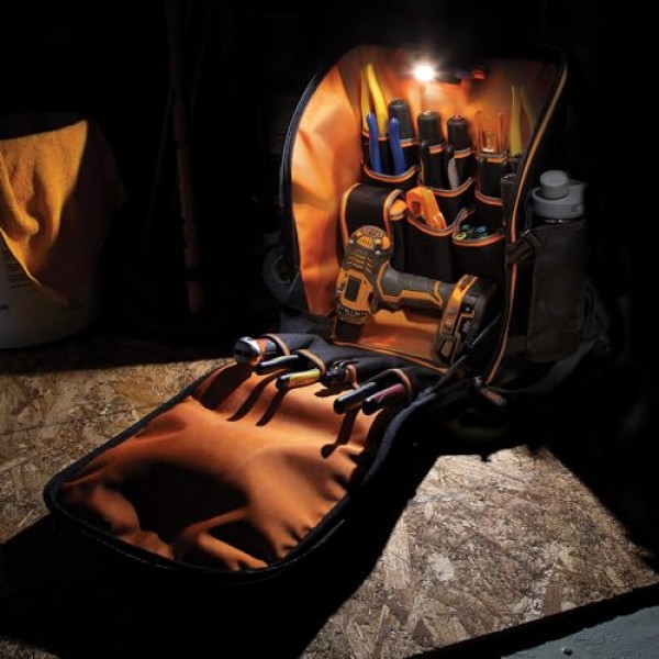 Klein Tools 도구 가방 백팩, 21개의 포켓이 있는 견고한 Tradesman Pro 도구 정리함