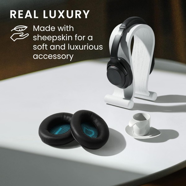 Bose Soundlink Around-Ear Wireless II와 호환되는 kwmobile 2x 이어 패드 - 양가죽으로 만든 헤드폰 이어 패드 - 오버이어 헤드폰용 가죽 패드 블랙