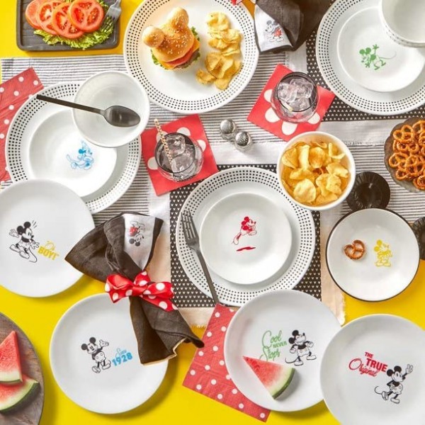 Corelle Vitrelle 16피스 ​​식기 세트, 삼중 유리 및 칩 방지, 경량 원형 접시 그릇 디즈니 미키 마우스 - 진정한 오리지널 화이트