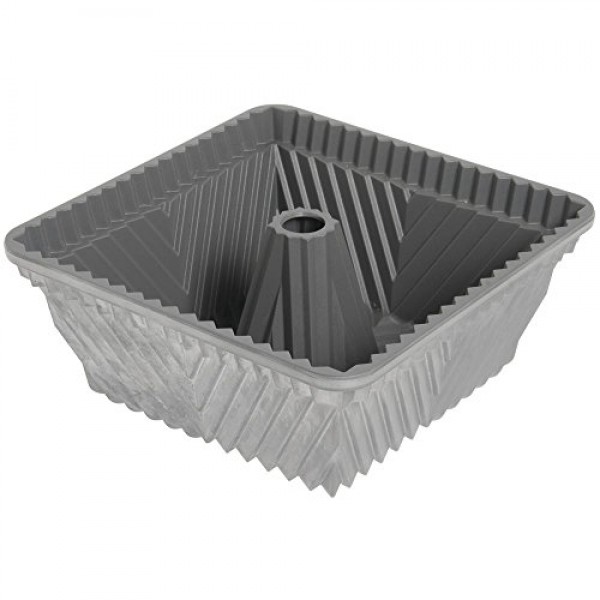 Nordic Ware 10컵 주조 알루미늄 사각 붙지 않는 번트 팬 - 9 1/2
