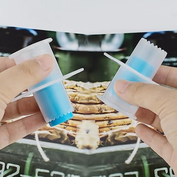 4 Pcs 플라스틱 컵케익 플런저 커터 59x62mm 케이크 파기 구멍 도구 주방 미니 컵케익 Corer 과자 작성 도구 DIY 베이킹 제과 머핀 케이크 작성 (2 빨간색 + 2 파란색)