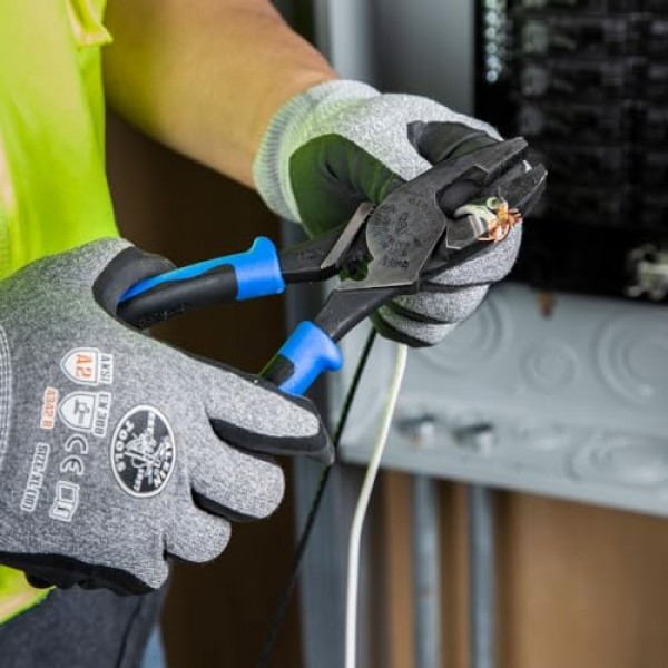 Klein Tools J2000-9NECRTP 사이드 커터 Linemans 플라이어(테이프 당김 및 와이어 압착 포함), 높은 레버리지, 9인치