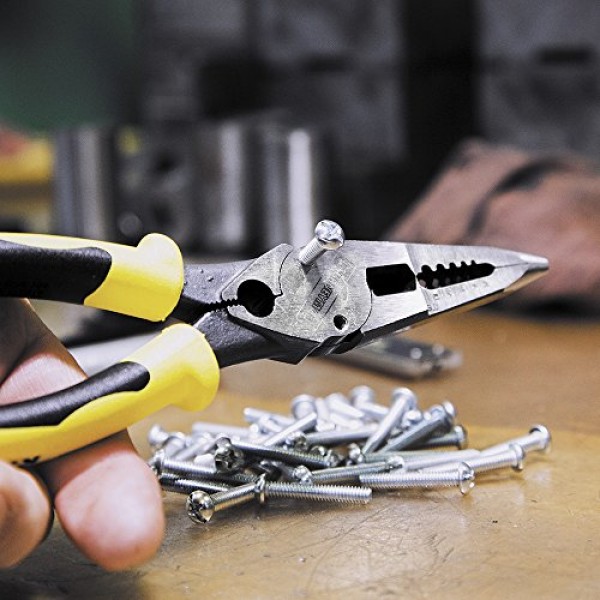 Klein Tools J207-8CR 니들 노즈 플라이어는 압착, 루핑, 절단, 스트리핑, 압착, 절단을 위한 다목적 라인맨 플라이어입니다.