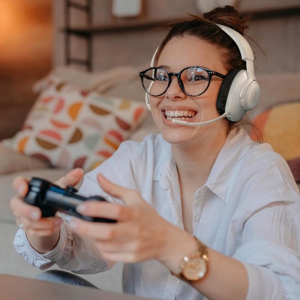 JBL Quantum 910P 오버이어 게이밍 헤드폰 - Playstation 및 기타 콘솔용 - 헤드 트래킹 기능, ANC 및 39시간의 배터리 수명 포함 - 화이트