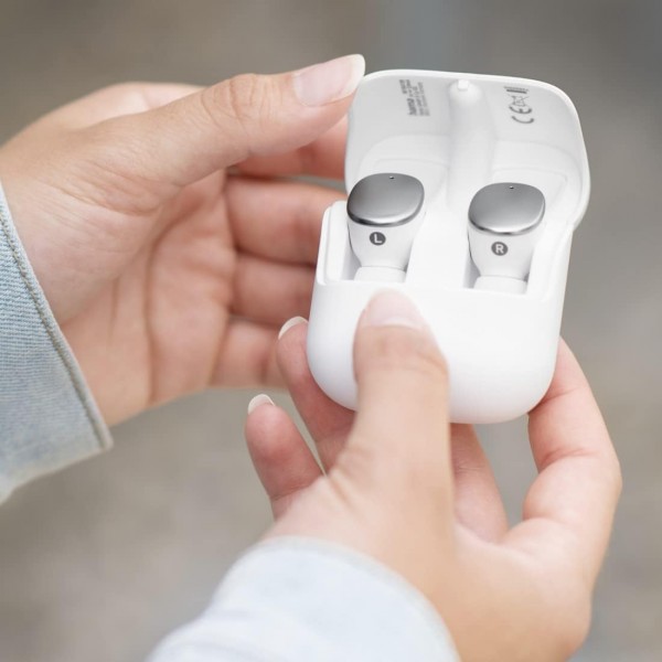 Hama Spirit Pure Bluetooth 헤드폰(마이크가 있는 인이어 헤드폰, 충전 스테이션이 있는 완전 무선 이어버드, IPX5 생활 방수, 25시간 배터리, 음성 제어 기능이 있는 무선 헤드