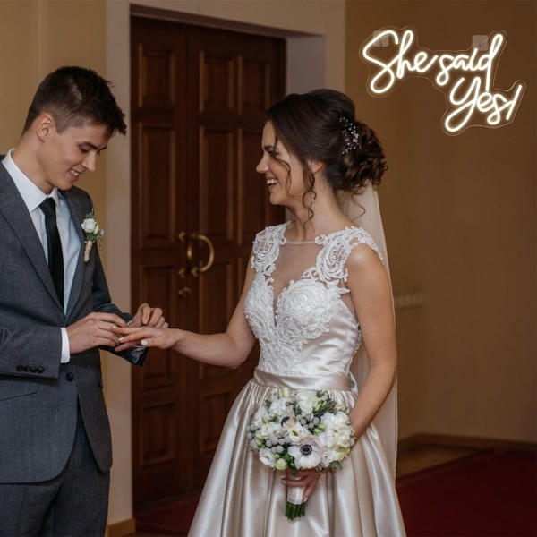 SIGNSHIP 그녀는 예 네온 사인 따뜻한 흰색 Led 네온 불빛, USB 전원 편지 네온 사인 아크릴 아트 벽 장식 크리스마스 웨딩 제안 약혼 파티 침실 바 장식 선물 C-그녀가 말했