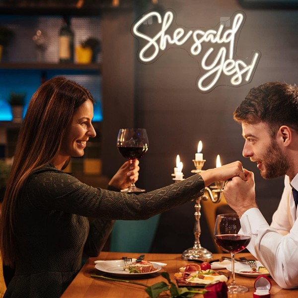 SIGNSHIP 그녀는 예 네온 사인 따뜻한 흰색 Led 네온 불빛, USB 전원 편지 네온 사인 아크릴 아트 벽 장식 크리스마스 웨딩 제안 약혼 파티 침실 바 장식 선물 C-그녀가 말했