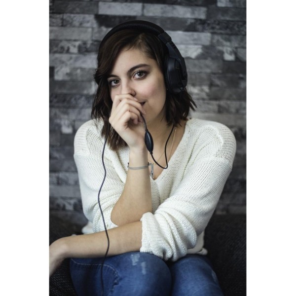 긴 케이블이 포함된 Thomson TV 헤드폰(오버이어, 케이블 길이 8m, TV 시청 및 음악 감상용, 볼륨 컨트롤 포함, 6.35mm 어댑터가 포함된 3.5mm 잭 플러그, 스테레오 TV 헤드폰) 