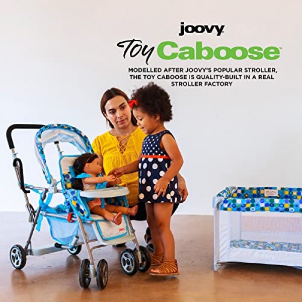 Joovy Toy Caboose Baby Doll 유모차는 리클라이닝 앞좌석, 조절식 발판, 보관 바구니, 확장형 캐노피 및 스낵 트레이를 갖추고 있으며 인형 3개(파란색 점) 수납 가능