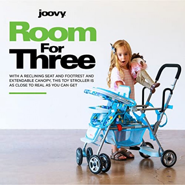 Joovy Toy Caboose Baby Doll 유모차는 리클라이닝 앞좌석, 조절식 발판, 보관 바구니, 확장형 캐노피 및 스낵 트레이를 갖추고 있으며 인형 3개(파란색 점) 수납 가능