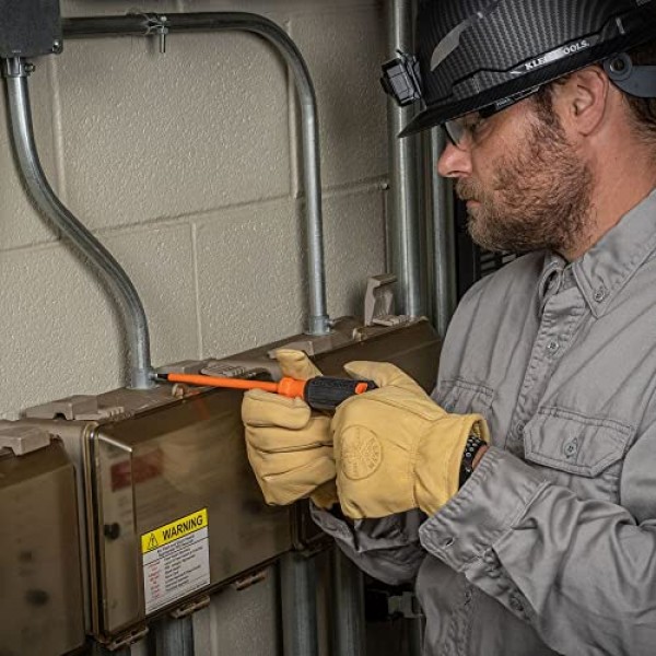 Klein Tools 6886INS 절연 드라이버, 1000V #1 6인치 생크, 팁 식별자, 쿠션 그립 핸들이 있는 사각 팁 드라이버