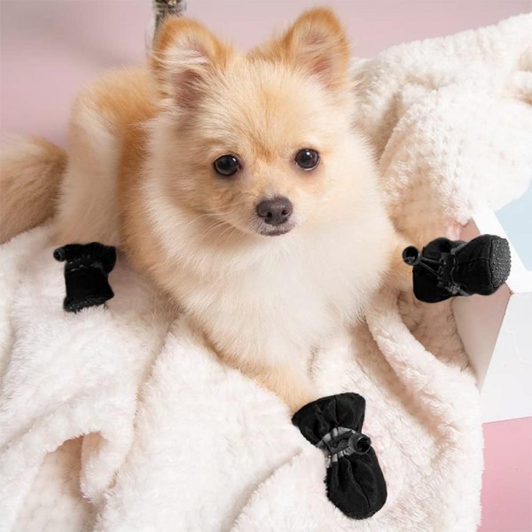 XiXiRan 강아지 신발, 4개, 미끄럼 방지 강아지 발 보호대, 반사 스트랩이 있는 방수 강아지 신발, 강아지 겨울용 발 보호대, 부드러운 밑창, 작은 강아지에 적합, 블랙