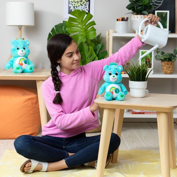 Care Bears 22018 22cm 중형 플러시 I, 수집 가능한 귀여운 플러시 장난감, 어린이를 위한 꼭 껴안고 싶은 장난감, 소녀와 소년을 위한 부드러운 장난감, 4세 이상의 소녀와 