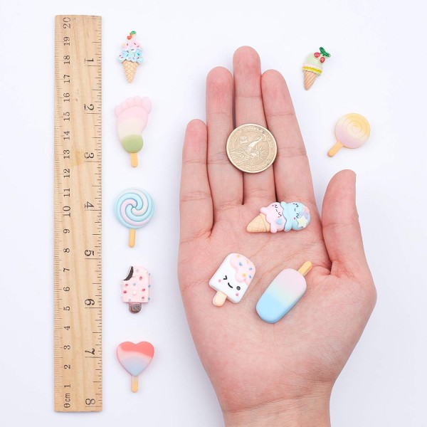 Sunnyclue 1 상자 50pcs 아이스크림 수지 매력 카보 숑 롤리팝 수지 점액 매력 혼합 색상 플랫 백 수지 버튼 카보 숑 액세서리 장식품 DIY Scrapbooking 공예 장식