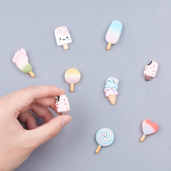 Sunnyclue 1 상자 50pcs 아이스크림 수지 매력 카보 숑 롤리팝 수지 점액 매력 혼합 색상 플랫 백 수지 버튼 카보 숑 액세서리 장식품 DIY Scrapbooking 공예 장식