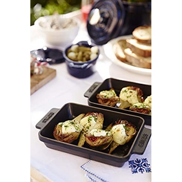 Staub Cast Iron 5.75인치 x 4.5인치 미니 직사각형 베이커 - 매트 블랙, 프랑스산