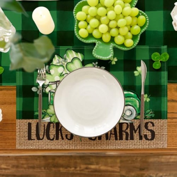 Artoid 모드 트럭 토끼풀 성 패트릭의 날 Placemats 4, 12x18 인치 녹색 버플라오 격자 무늬 스프링 테이블 매트 파티 주방 식사 장식 세트