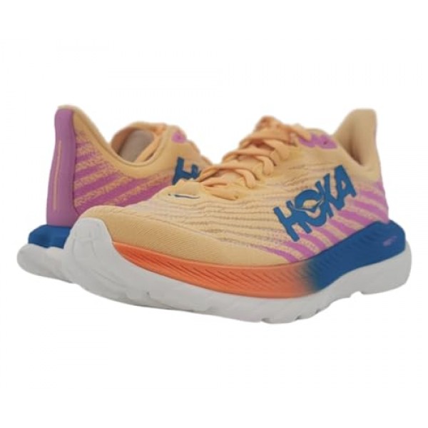 HOKA ONE ONE 여성용 트랙 및 로드 러닝화, EU