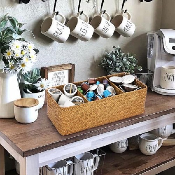 ELLDOO 짠 씨그래스 고리버들 등나무 보관 바구니, K 컵 네스프레소 포드용 대용량 커피 포드 홀더 정리함, 커피 바 선반용 3섹션 씨그래스 보관 상자 주방 캐비닛, 브라