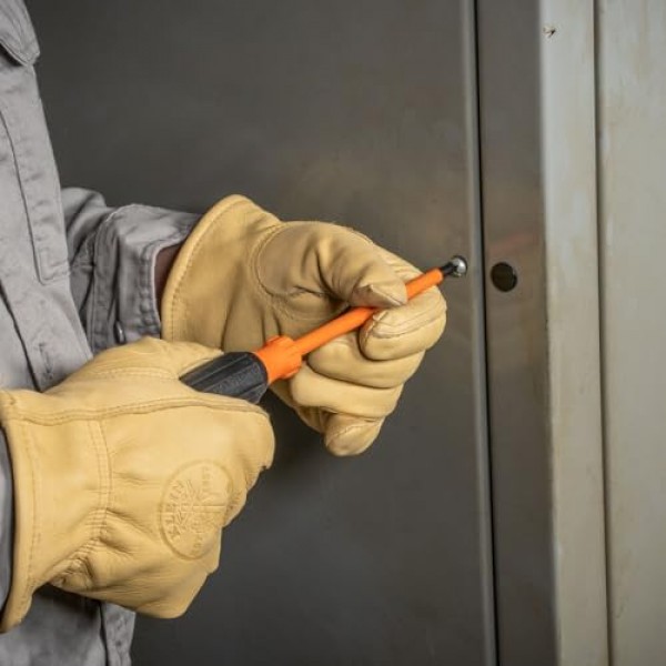 Klein Tools 6826INS 절연 드라이버, 6인치 섕크가 있는 1000V 1/4인치 캐비닛 팁 드라이버, 팁 식별자, 쿠션 그립 핸들