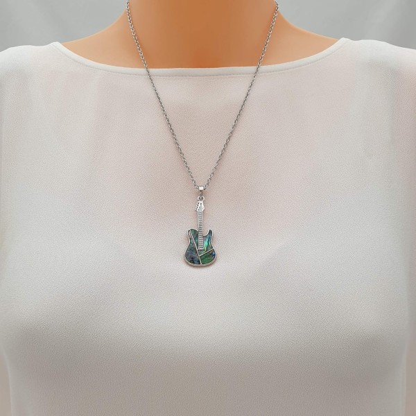 Kiara 보석 기타 펜던트 목걸이 18 