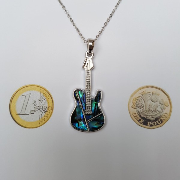 Kiara 보석 기타 펜던트 목걸이 18 