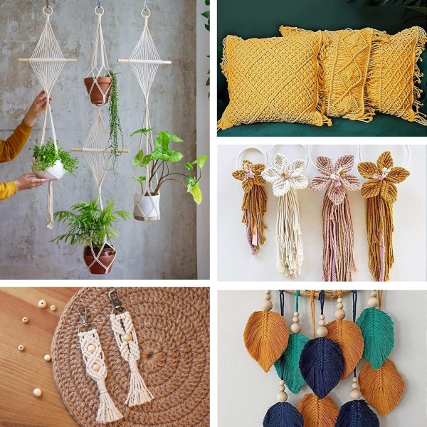 Qetlavee 3pcs 마크라메 원사, 10개의 열쇠 고리가 있는 DIY 보헤미안 장식 공예품을 위한 다채로운 면 마크라메 면사 40개의 나무 구슬 6개의 나무 반지 2개의 둥근 막대(3mmx