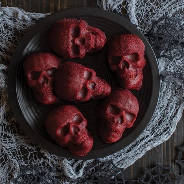 Nordic Ware Skull Cakelet 할로윈 Bakeware, Haunted 팬, Bronze Haunted Skull 케이크릿 팬