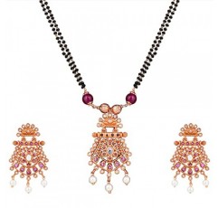 Aheli 우아한 인공 Kundan Chandbali 스타일 펜던트 인도 Mangalsutra 긴 검은 비즈 목걸이 여성을위한 전통 결혼식 의상 보석 구리 귀걸이