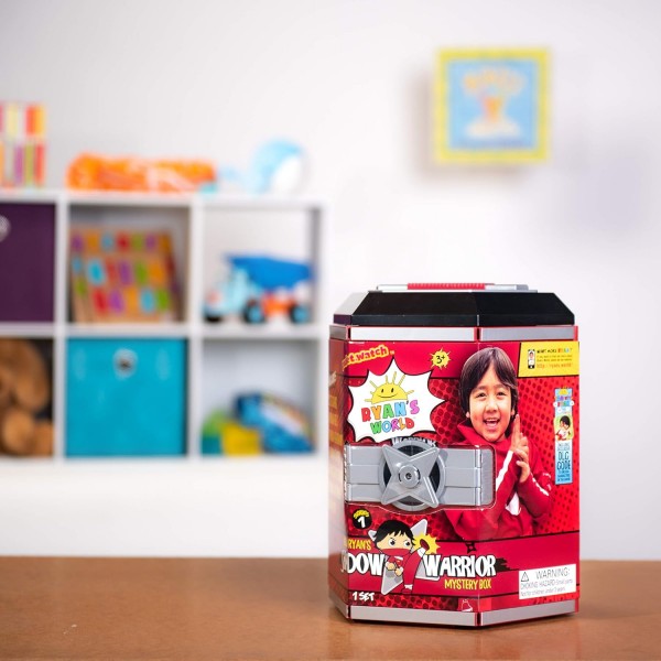 RYAN'S WORLD 200773.002 전용 피규어와 닌자 테마 완구가 포함된 워리어 케이스, 멀티, 22.2 x 25.4 x 31.4 센티미터 싱글